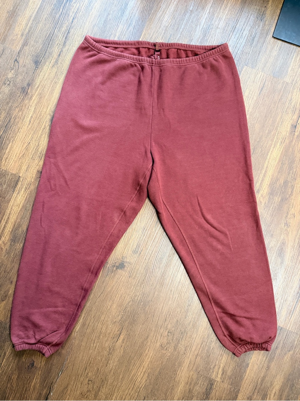 SKIMS Cotton Fleece Blend Classic Joggers Brown